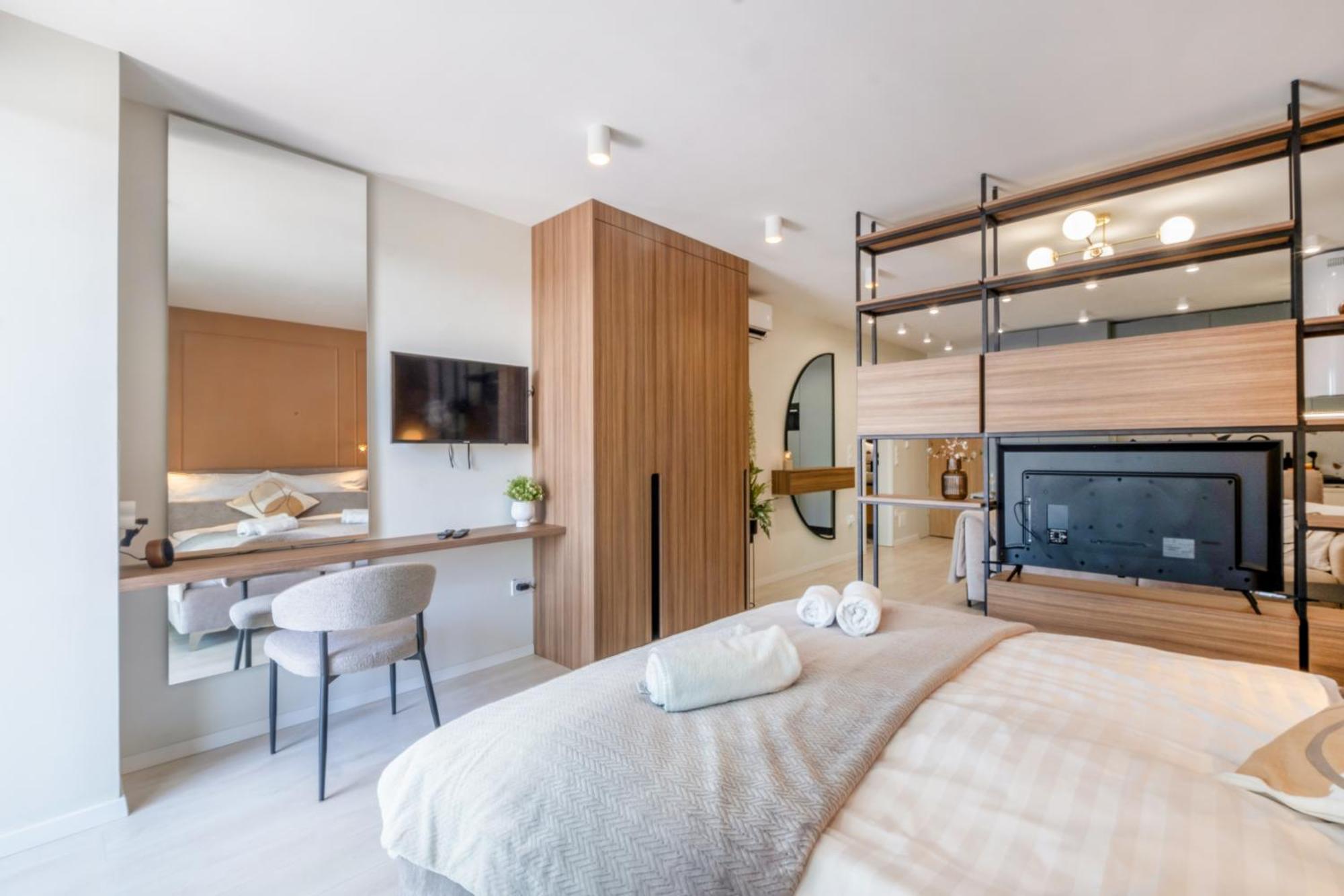 Myflat Wave Luxury 44 Suite Siofok Ngoại thất bức ảnh